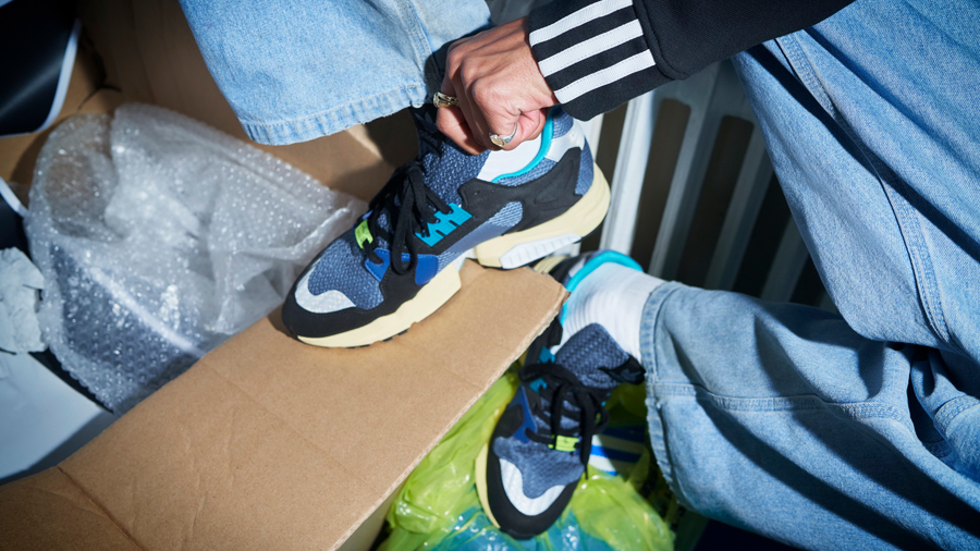 adidas adidas Originals Boost Sneaker Torsion X ZX Torsion รองเท้า สนีกเกอร์ อาดิดาส แฟชั่น