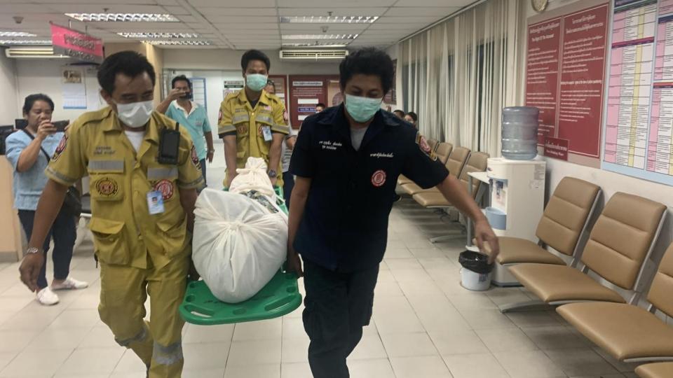 ข่าวสดวันนี้ นักท่องเที่ยวฮังการี สนามบินสุวรรณภูมิ