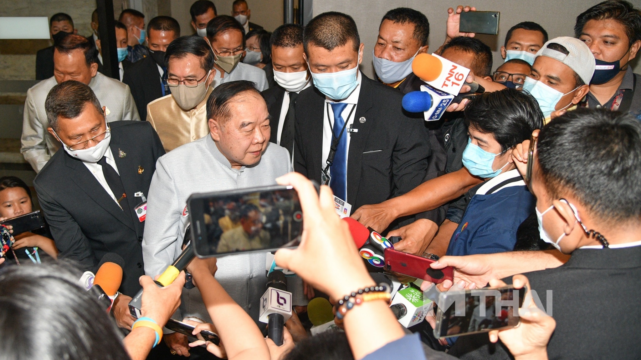 บัตรสวัสดิการแห่งรัฐ ประชุม ครม. เปิดประเทศ แจกเงิน 3 พัน