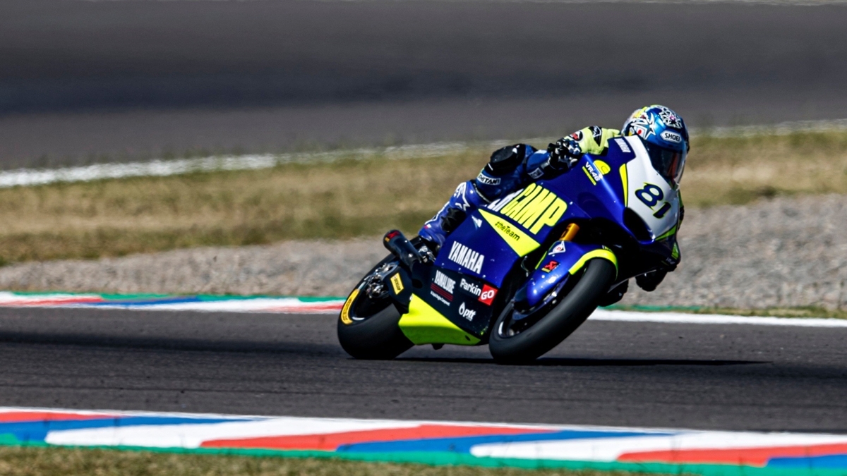 moto2 MotoGP 2022 YAMAHA THAILAND RACING TEAM ยามาฮ่า ไทยแลนด์ เรซซิ่งทีม วีอาร์ โฟร์ตี้ซิกซ์ มาสเตอร์ แคมป์ ทีม เขมินท์ คูโบะ โมโตจีพี 2022 โมโตทู