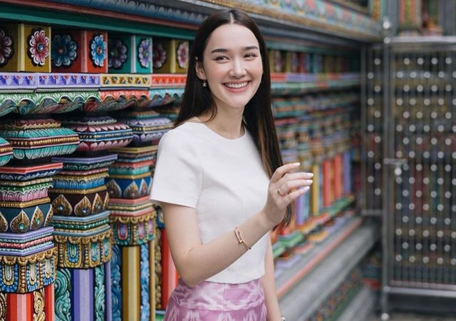 ทำบุญวันเกิด ผ้าไทย เดียร์น่า ฟลีโป