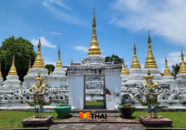 พระพุทธรูปทันใจ พระแสนแซ่ทองคำ วัดพระเจดีย์ซาวหลัง