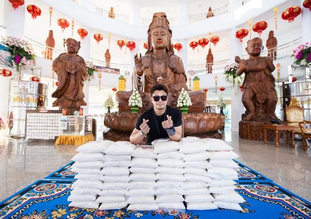 นักร้องสายบุญ วัดห้วยปลากั้ง หนุ่ม กะลา