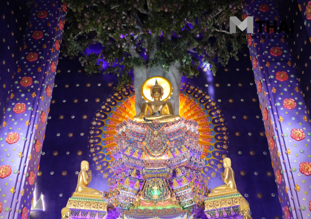วัดกลาง คลอง วัฒนา ราม ขอ พร เรื่อง อะไร วัดกลางคลองวัฒนาราม อุโบสถสีม่วง อุโบสถสีม่วง อยุธยา